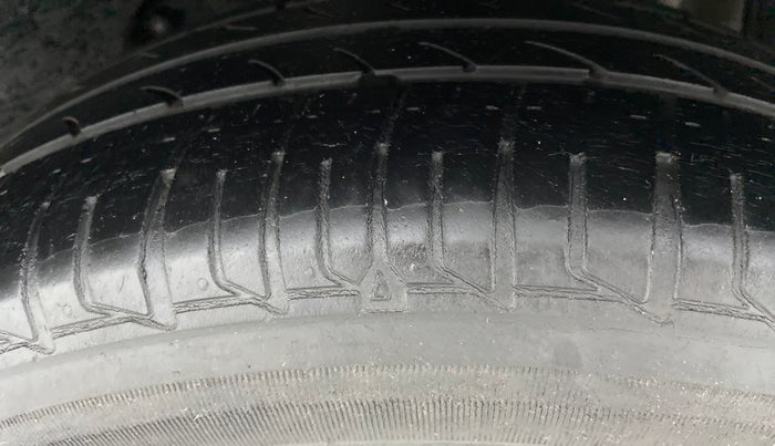 2017 Tata Tiago XZ 1.2 REVOTRON, Petrol, Manual, 18,338 km, Left Rear Tyre Tread