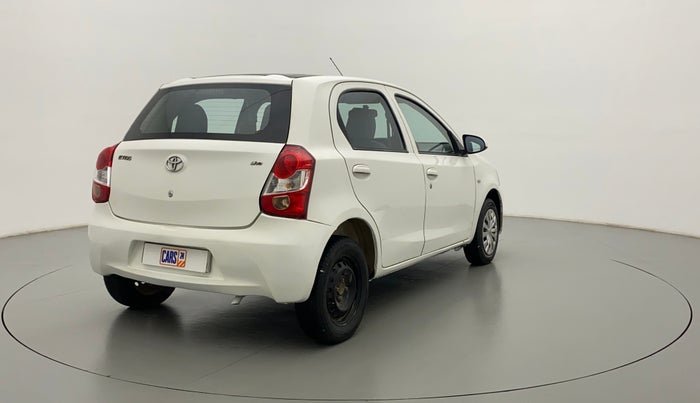 2015 Toyota Etios Liva G, Petrol, Manual, 56,351 km, Right Back Diagonal