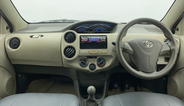 2015 Toyota Etios Liva G, Petrol, Manual, 56,351 km, Dashboard