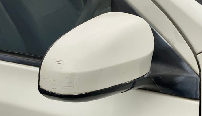 2015 Toyota Etios Liva G, Petrol, Manual, 56,351 km, Right rear-view mirror - Minor scratches