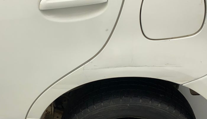 2015 Toyota Etios Liva G, Petrol, Manual, 56,351 km, Left quarter panel - Minor scratches