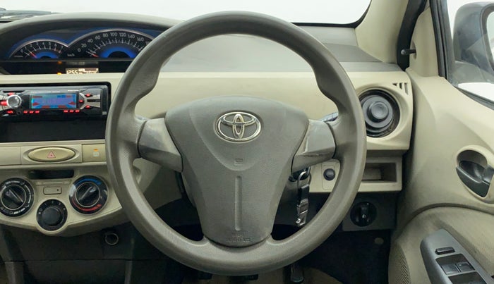 2015 Toyota Etios Liva G, Petrol, Manual, 56,351 km, Steering Wheel Close Up