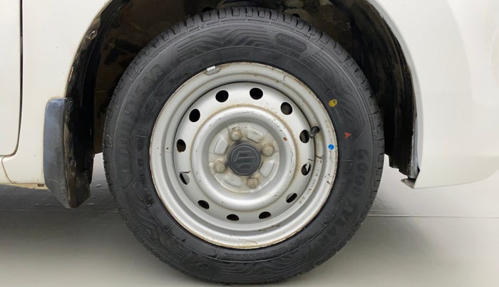 2018 Maruti Wagon R 1.0 LXI CNG, CNG, Manual, 37,824 km, Right Front Wheel