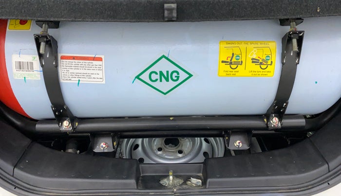 2018 Maruti Wagon R 1.0 LXI CNG, CNG, Manual, 37,824 km, Boot Inside