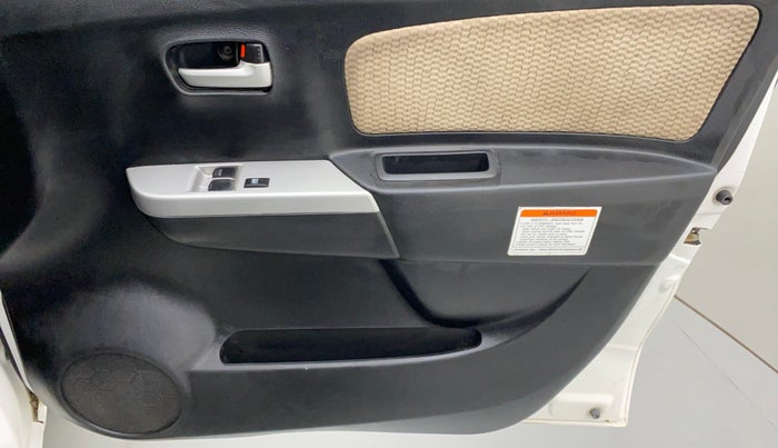 2018 Maruti Wagon R 1.0 LXI CNG, CNG, Manual, 37,824 km, Driver Side Door Panels Control