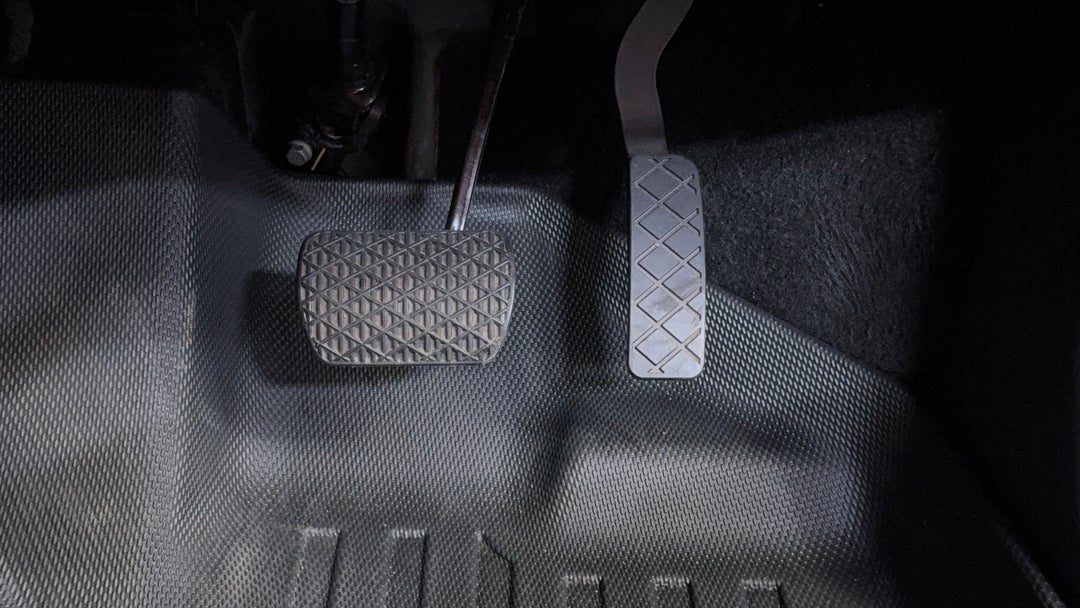Pedals and Footmat