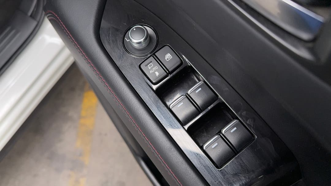2022 Mazda CX-5 Gt Sp (AWD), Automatic, 98819 km, Drivers Side Door Panel Controls