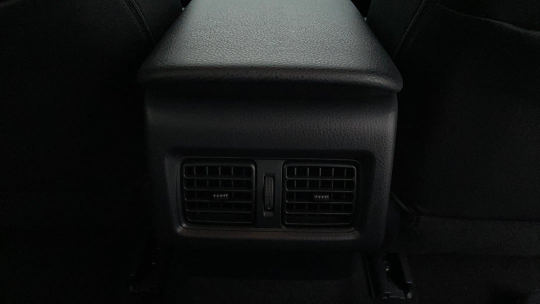 Rear A/C Vent
