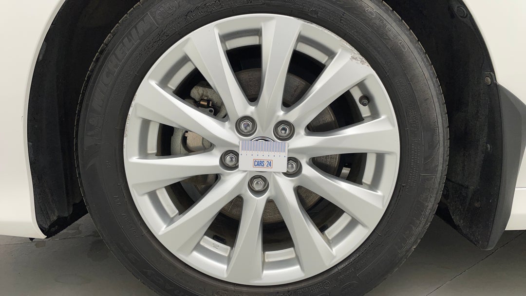 Wheels Rim Front LHS Gutter Rash