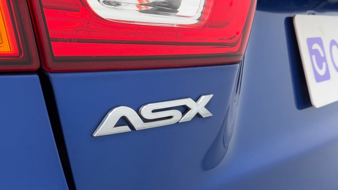 Badge (Boot Left Side)