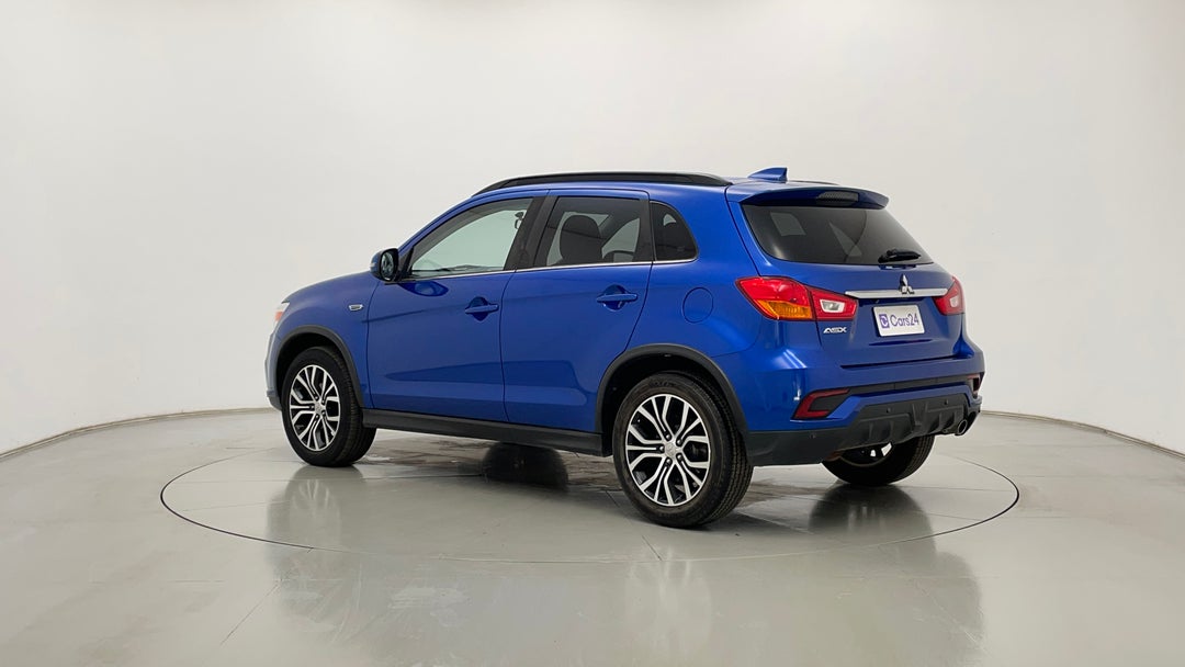 Left Back Diagonal (45- Degree) View