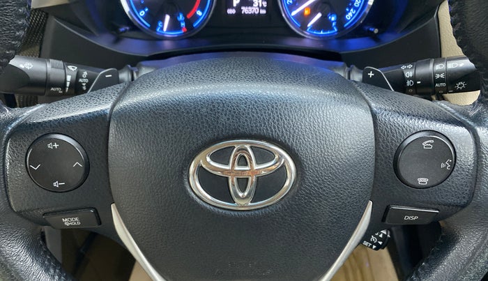 2016 Toyota Corolla Altis VL CVT PETROL, Petrol, Automatic, 76,370 km, Paddle Shifters