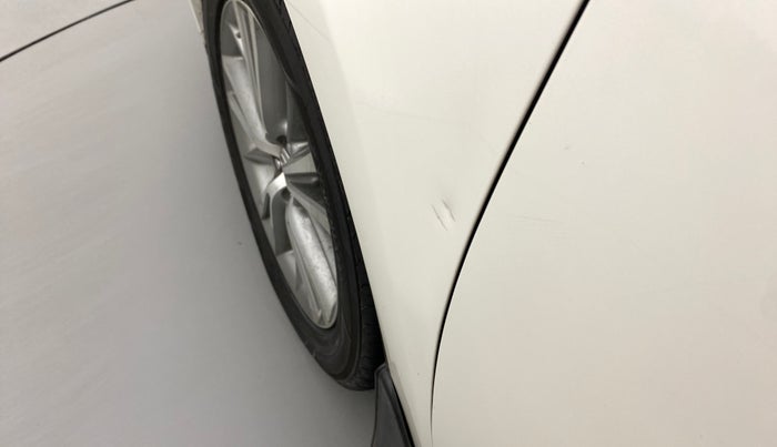 2016 Toyota Corolla Altis VL CVT PETROL, Petrol, Automatic, 76,370 km, Left fender - Slightly dented