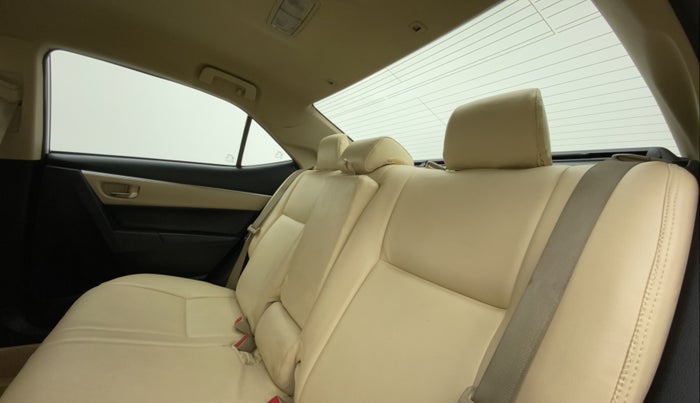 2016 Toyota Corolla Altis VL CVT PETROL, Petrol, Automatic, 76,370 km, Right Side Rear Door Cabin
