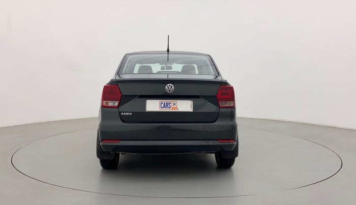 2016 Volkswagen Ameo COMFORTLINE 1.2, Petrol, Manual, 65,306 km, Back/Rear