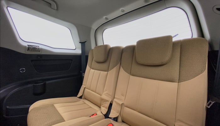 2019 Mahindra XUV500 W9 AT, Diesel, Automatic, 53,774 km, Third Seat Row ( optional )