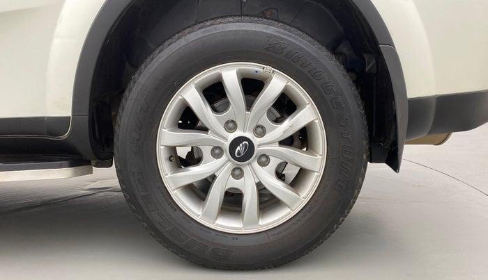 2019 Mahindra XUV500 W9 AT, Diesel, Automatic, 53,774 km, Left Rear Wheel