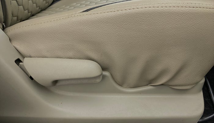 2017 Maruti Celerio VXI (O) AMT, Petrol, Automatic, 28,249 km, Driver Side Adjustment Panel