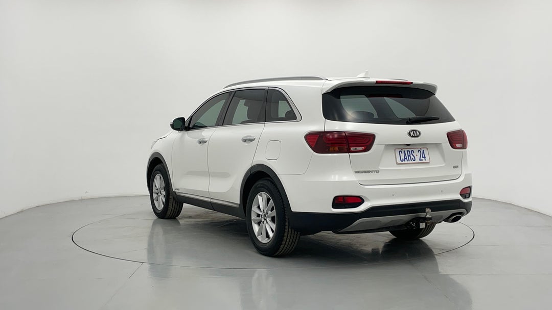 Left Back Diagonal (45- Degree) View