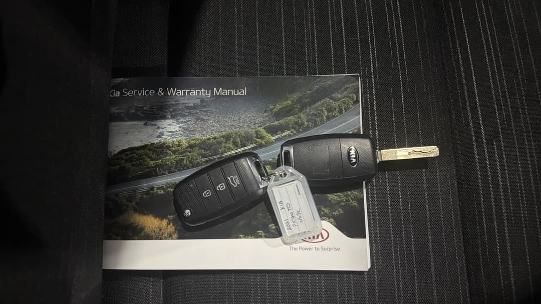 2021 Kia Picanto S (pe), Automatic, 16606 km, Key Close-up