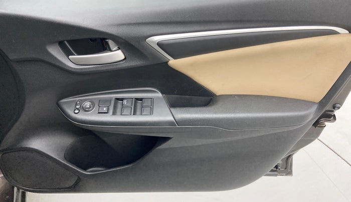 2018 Honda Jazz 1.2L I-VTEC V, Petrol, Manual, 75,747 km, Driver Side Door Panels Control