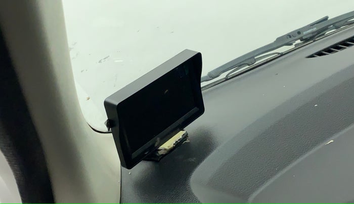2017 Datsun Go Plus T, Petrol, Manual, 6,596 km, Infotainment system - Reverse camera not working