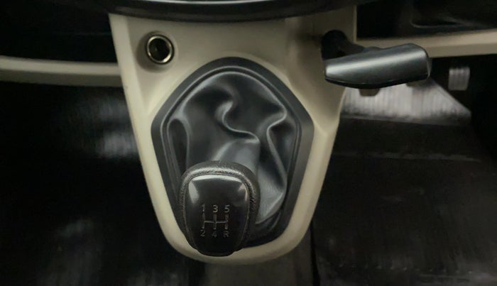 2017 Datsun Go Plus T, Petrol, Manual, 6,596 km, Gear Lever