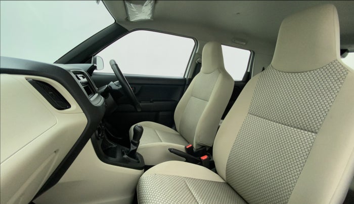 2020 Maruti New Wagon-R LXI 1.0, Petrol, Manual, 4,912 km, Right Side Front Door Cabin