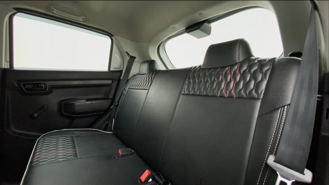 Right Side Rear Door Cabin