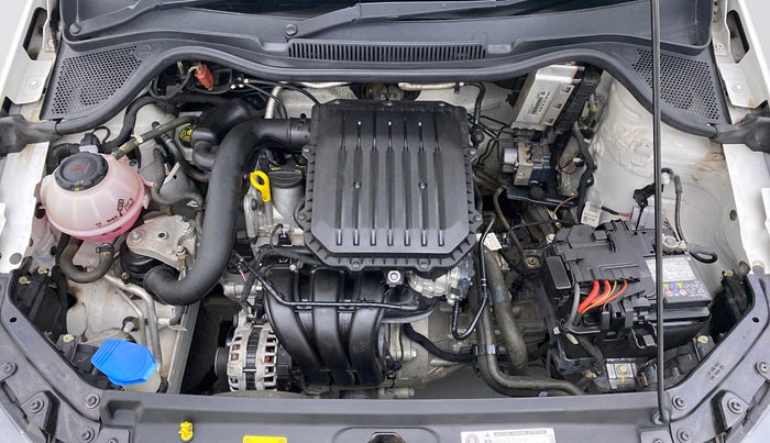 2019 Volkswagen Polo COMFORTLINE 1.0 PETROL, Petrol, Manual, 14,370 km, Open Bonet