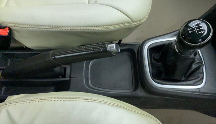 2013 Volkswagen Polo HIGHLINE1.2L PETROL, Petrol, Manual, 49,839 km, Gear Lever