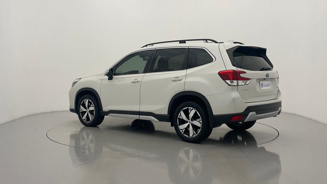 Left Back Diagonal (45- Degree) View