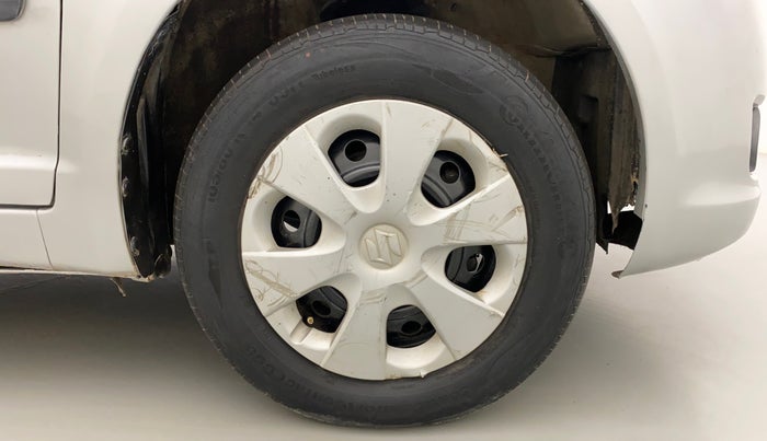 2011 Maruti Swift VXI, Petrol, Manual, 1,08,324 km, Right Front Wheel