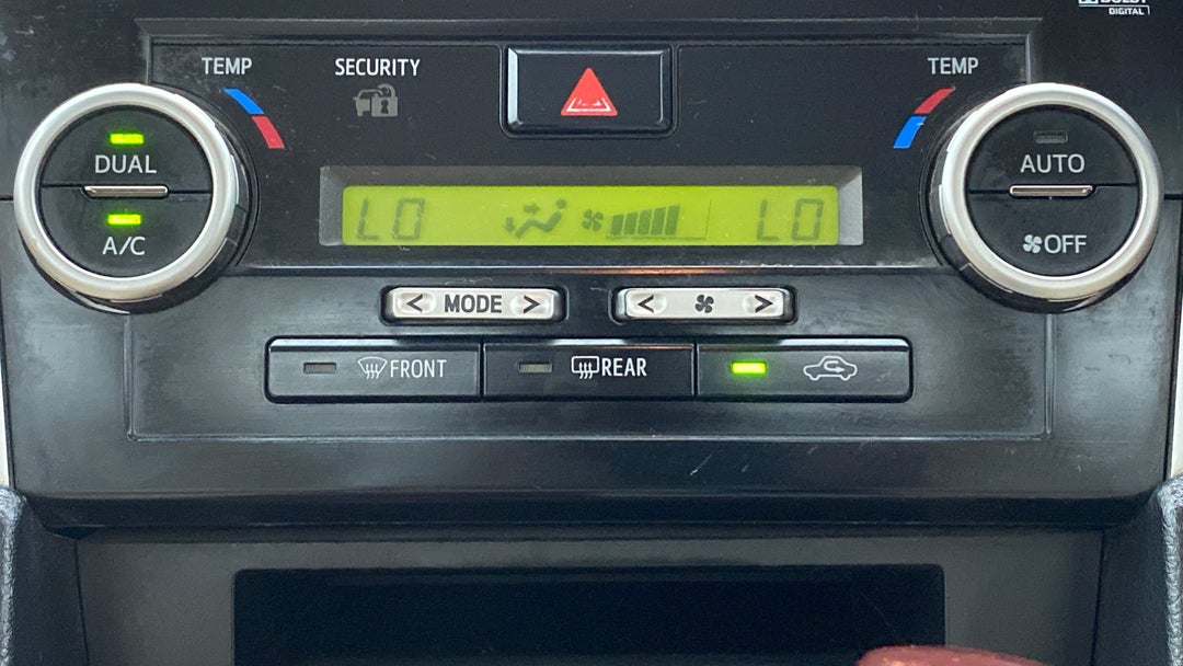 Automatic Climate Control 
