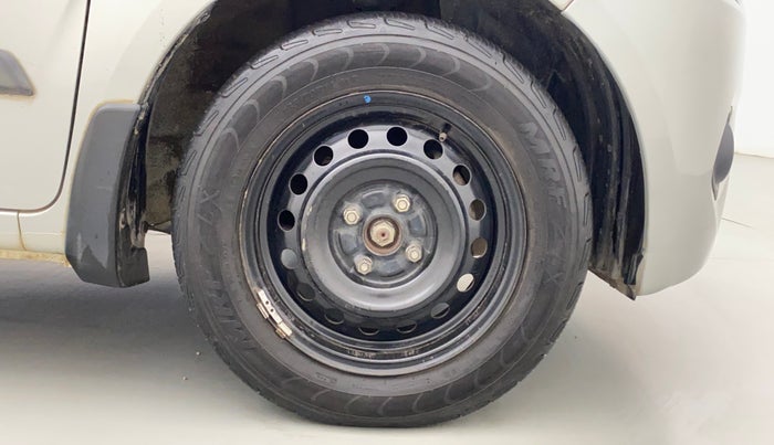 2019 Maruti New Wagon-R VXI (O) 1.0, Petrol, Manual, 74,047 km, Right Front Wheel