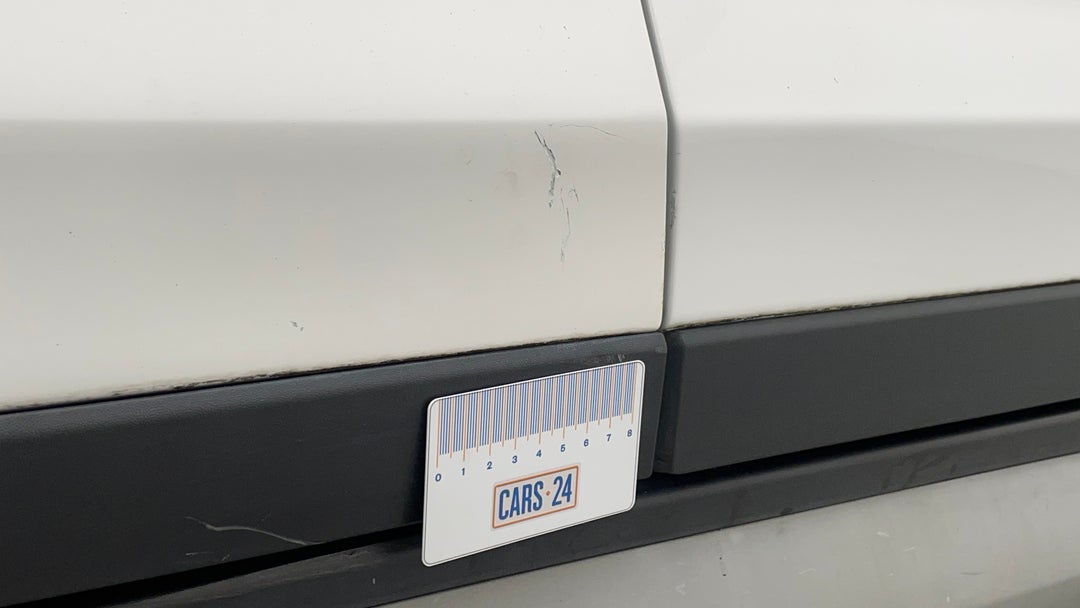 Doors Front LHS Scratch