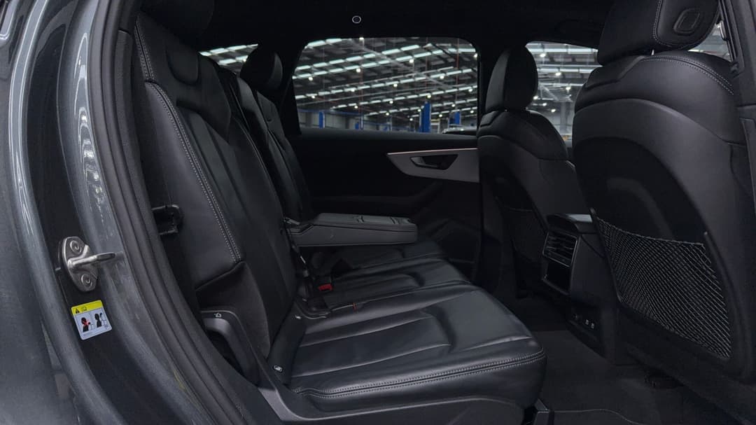 2021 Audi Q7 50 Tdi S Line Quattro Mhev, Automatic, 72564 km, Right Side Rear Door Cabin View