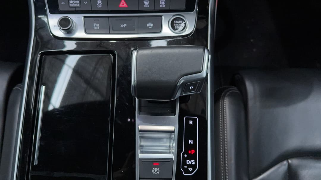 2021 Audi Q7 50 Tdi S Line Quattro Mhev, Automatic, 72564 km, Gear Lever 