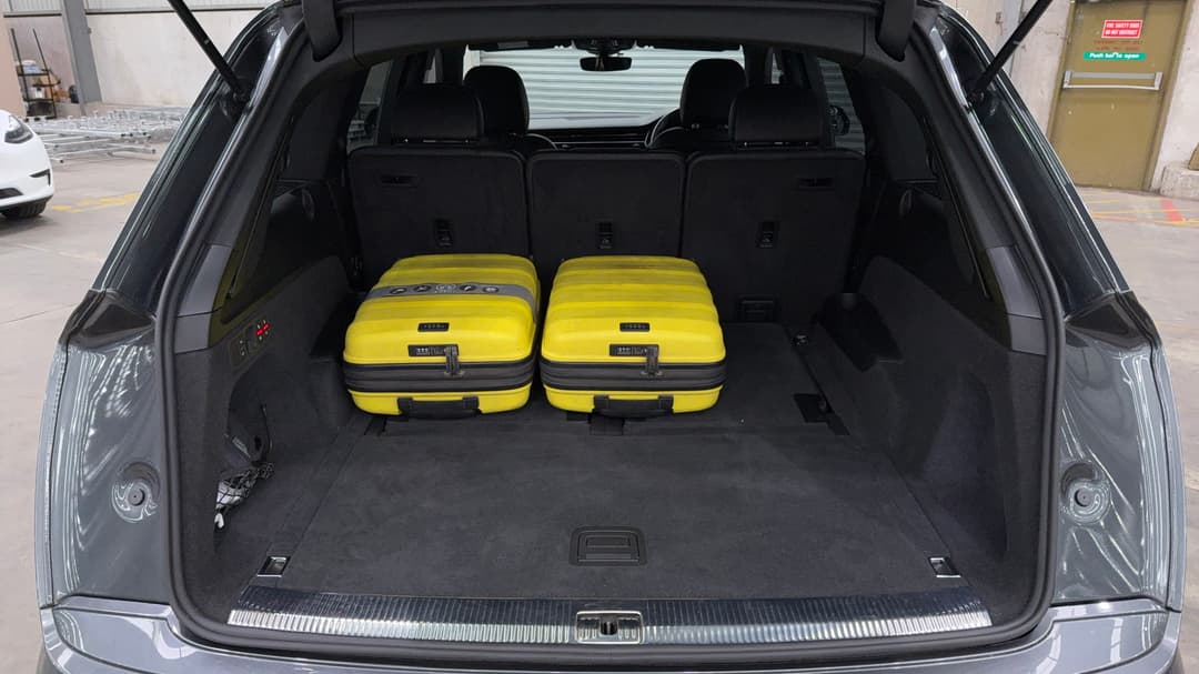 2021 Audi Q7 50 Tdi S Line Quattro Mhev, Automatic, 72564 km, Boot Inside View with Luggage