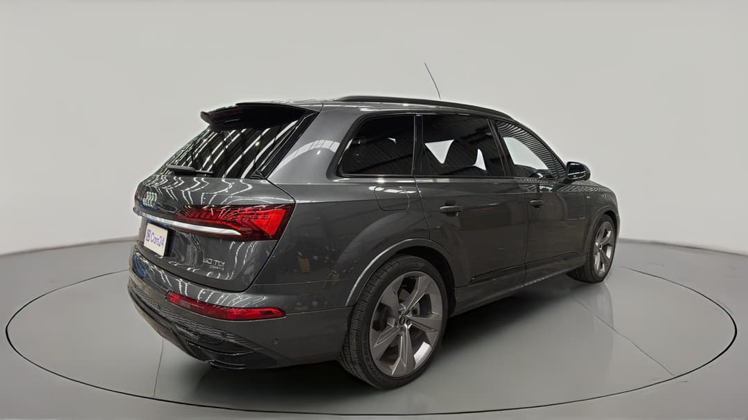 2021 Audi Q7 50 Tdi S Line Quattro Mhev, Automatic, 72564 km, Right Back Diagonal (45- Degree) View