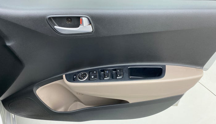 2017 Hyundai Grand i10 ASTA 1.2 KAPPA VTVT, Petrol, Manual, 86,645 km, Driver Side Door Panels Control