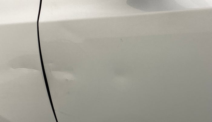 2017 Hyundai Grand i10 ASTA 1.2 KAPPA VTVT, Petrol, Manual, 86,645 km, Front passenger door - Slightly dented