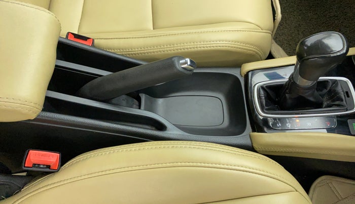 2020 Honda City VX CVT PETROL, Petrol, Automatic, 51,879 km, Gear Lever
