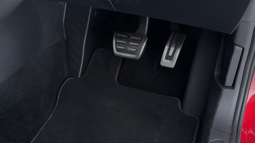 2021 Volkswagen Golf Gti, Automatic, 42483 km, Pedals and Footmat