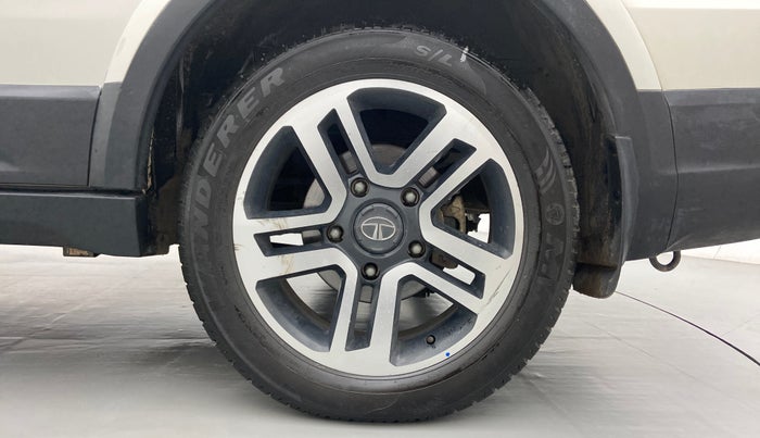 2018 Tata Hexa Varicor 400 XTA, Diesel, Automatic, 65,544 km, Left Rear Wheel