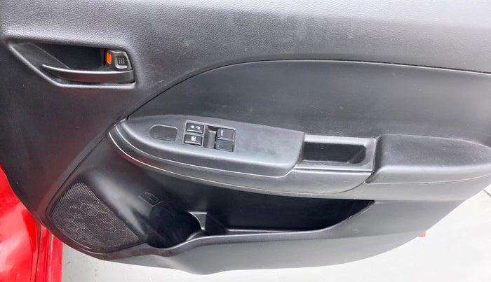2018 Maruti Baleno SIGMA DIESEL 1.3, Diesel, Manual, 98,059 km, Driver Side Door Panels Control