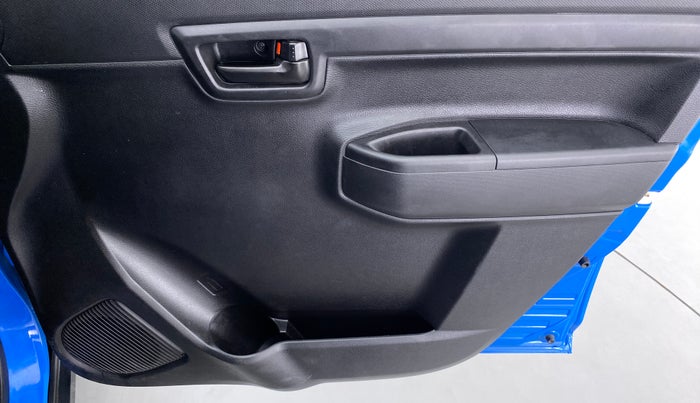 2020 Maruti S PRESSO VXI PLUS AGS, Petrol, Automatic, 11,926 km, Driver Side Door Panels Control