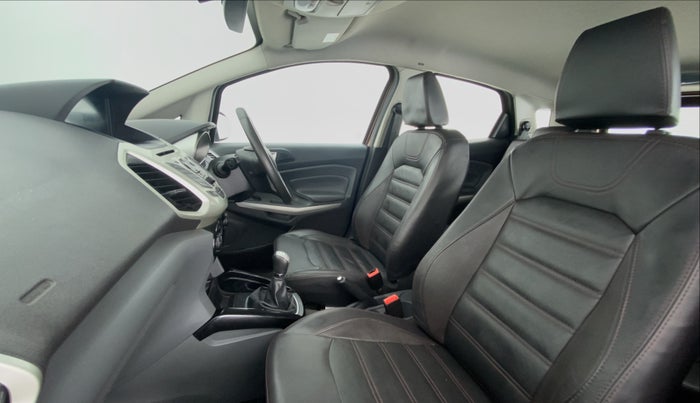 2017 Ford Ecosport 1.5 TDCI TITANIUM PLUS, Diesel, Manual, 52,591 km, Right Side Front Door Cabin