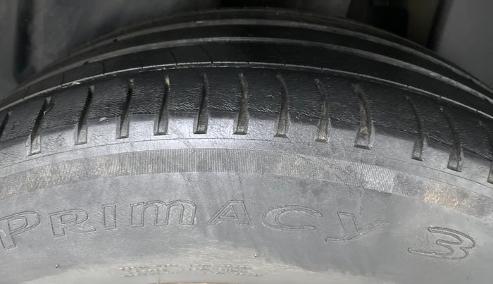 2017 Jeep Compass 2.0 LIMITED, Diesel, Manual, 88,808 km, Left Rear Tyre Tread