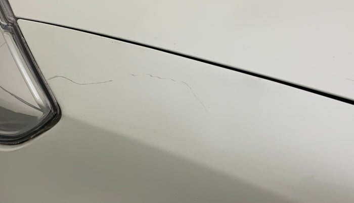 2018 Maruti Swift ZXI AMT, Petrol, Automatic, 33,100 km, Left fender - Minor scratches